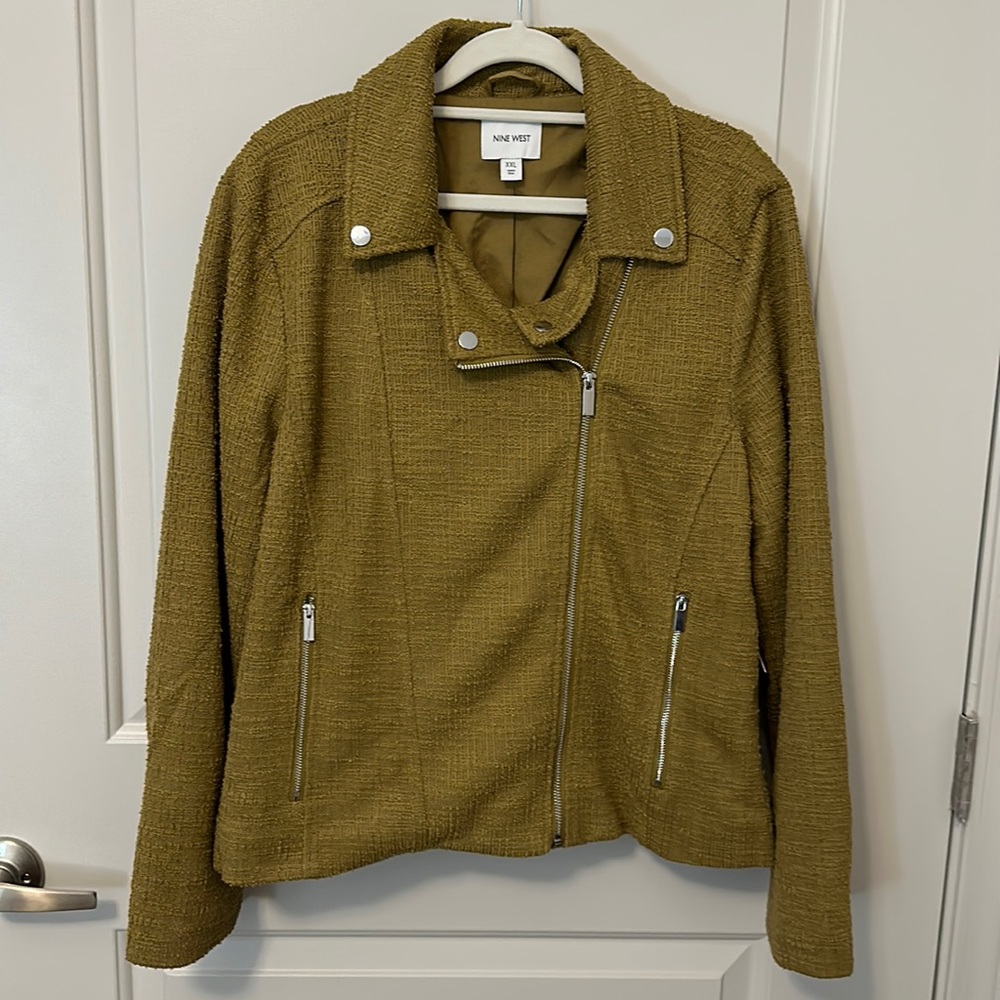 NWT Nine West zip-up blazer